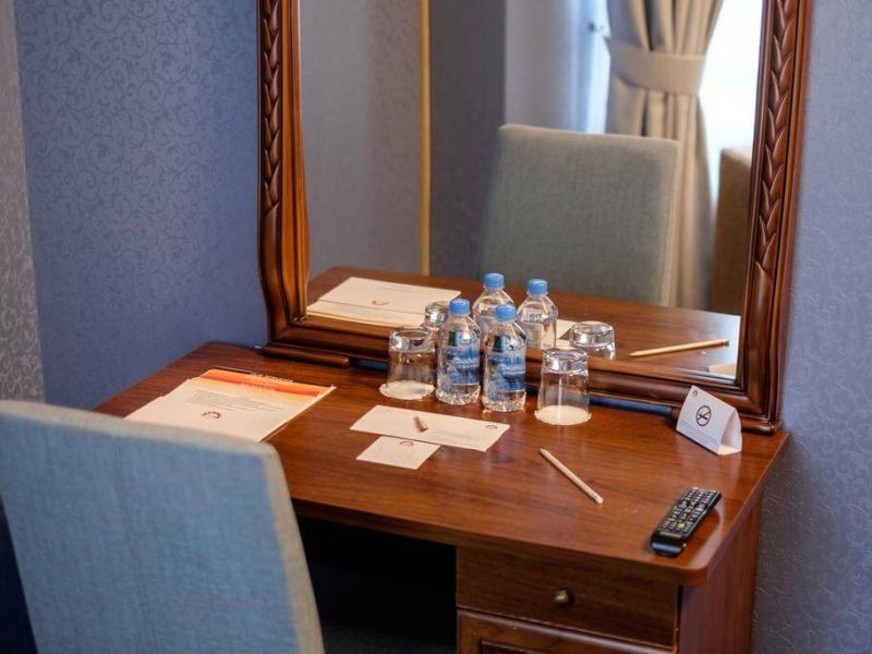 Mirros Hotel Moscow Kremlin