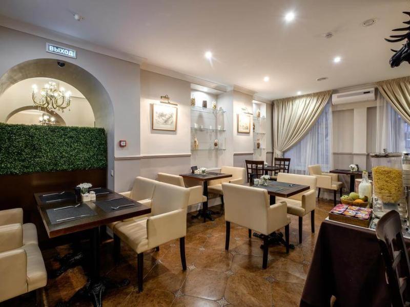 Mirros Hotel Moscow Kremlin