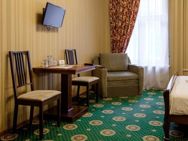 Mirros Hotel Moscow Kremlin