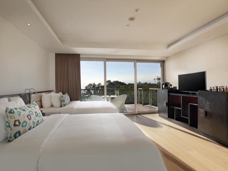 Double Six Luxury Hotel