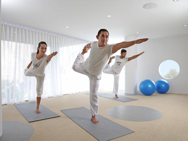 Double Six Luxury Hotel