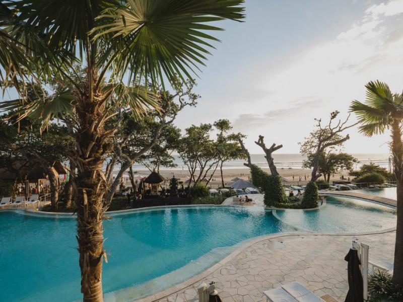 Double Six Luxury Hotel