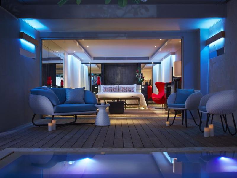 Double Six Luxury Hotel