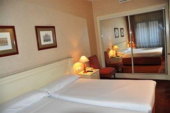 Ilunion Suites Madrid