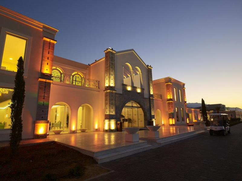 Anemos Luxury Grand Resort
