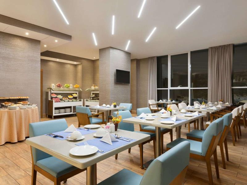 TRYP by Wyndham Abu Dhabi City Centre