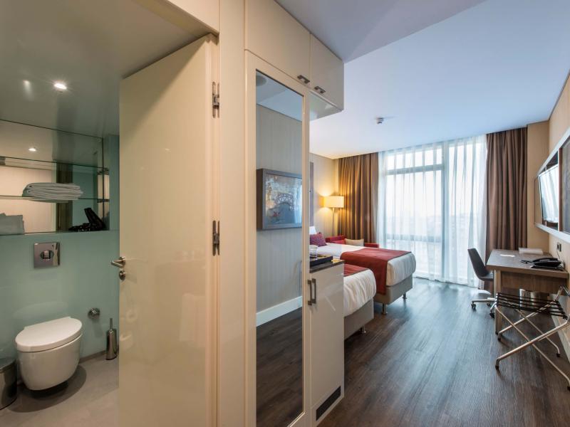 Ramada Encore Istanbul Bayrampasa