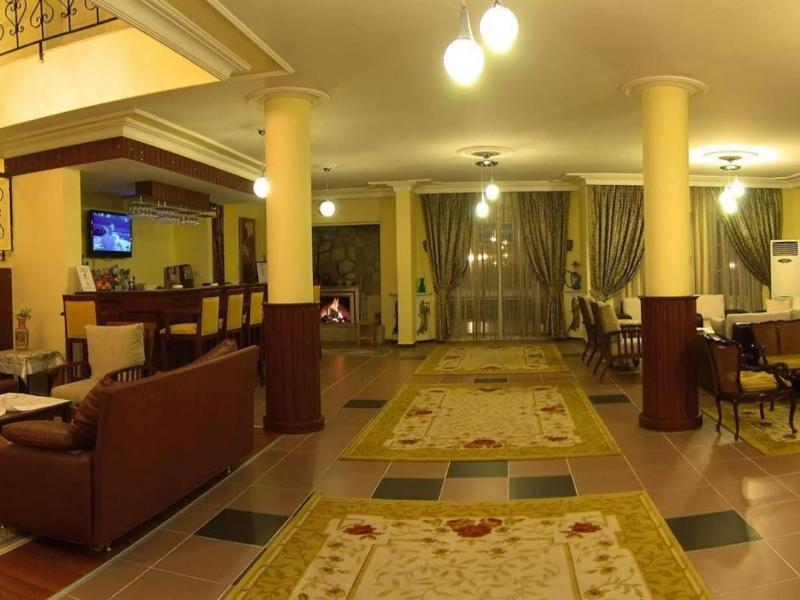 Elegance Hotel