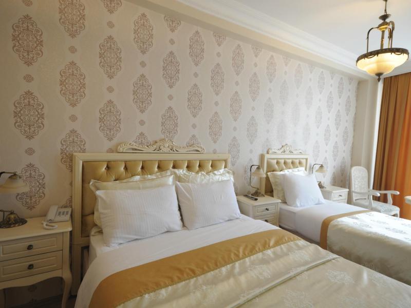 Pera Life Hotel