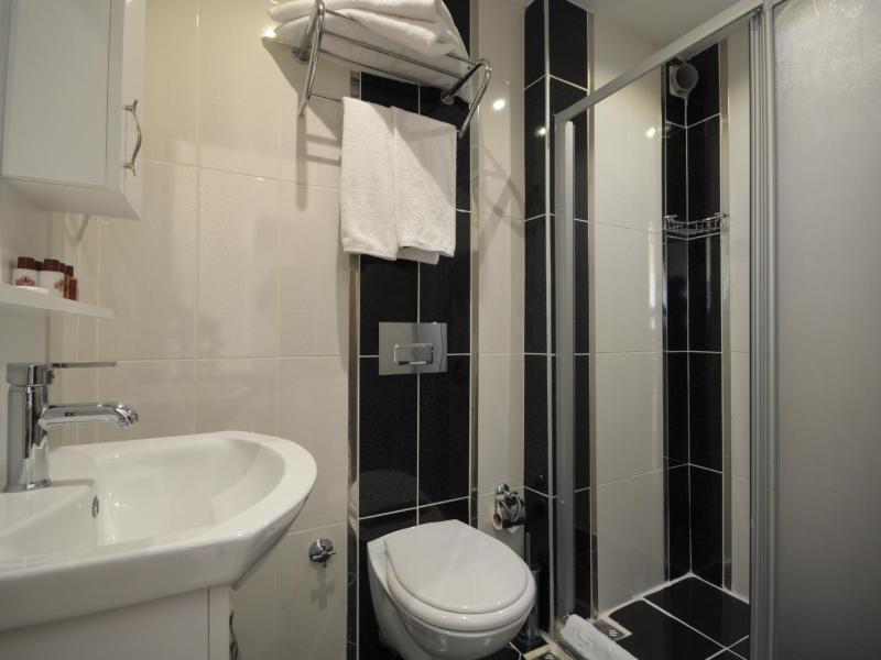 Pera Life Hotel