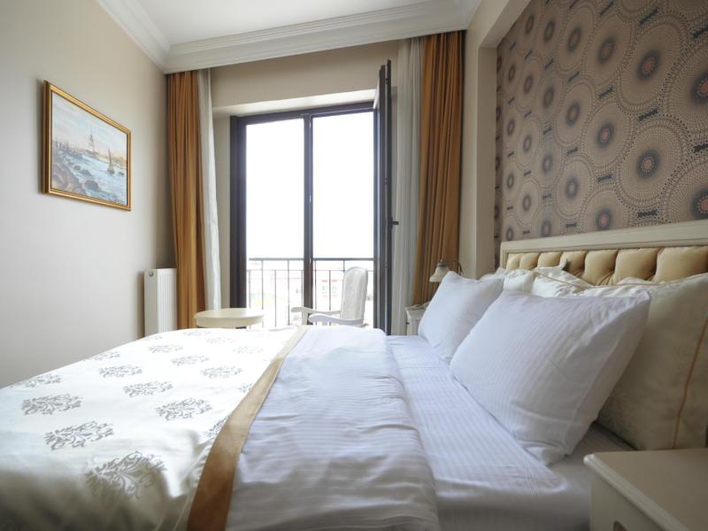 Pera Life Hotel
