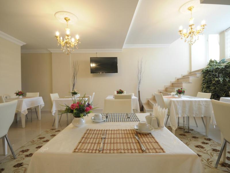Pera Life Hotel