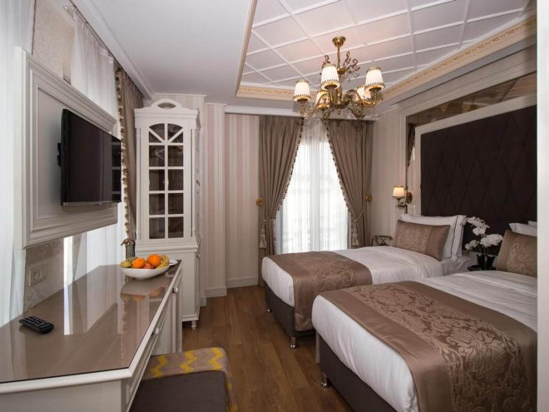 Istanbul Town Hotel