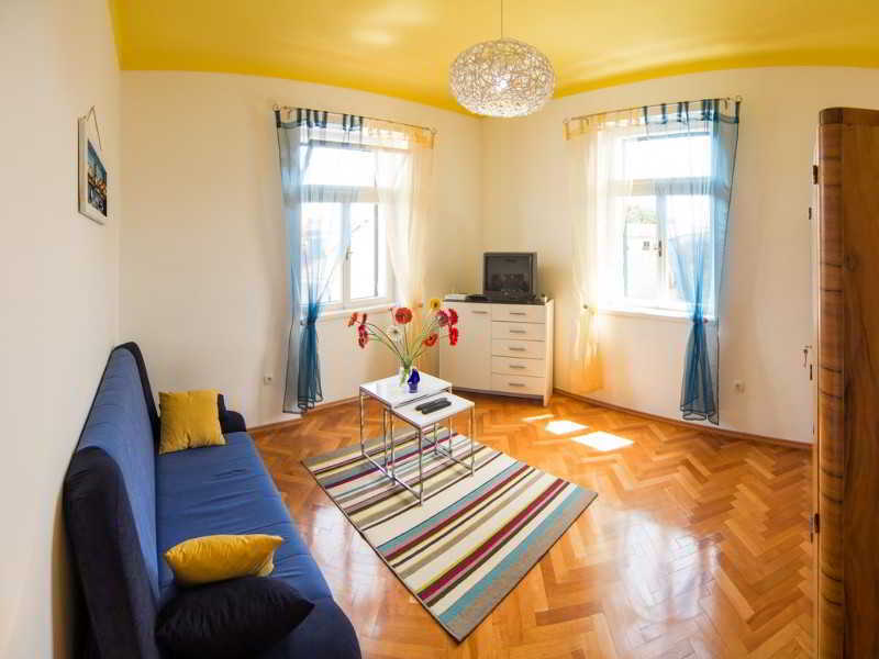 Apartman Sanda