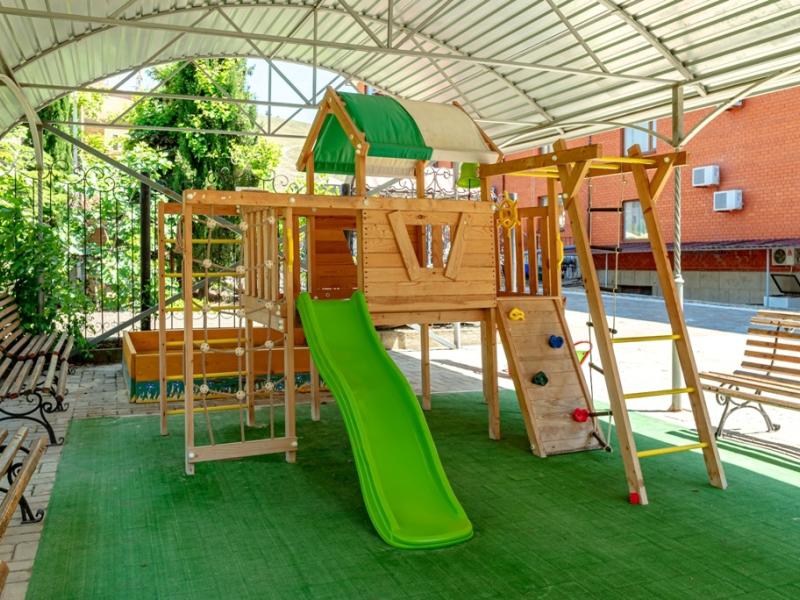 Медведь Resort