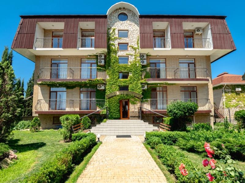 Медведь Resort