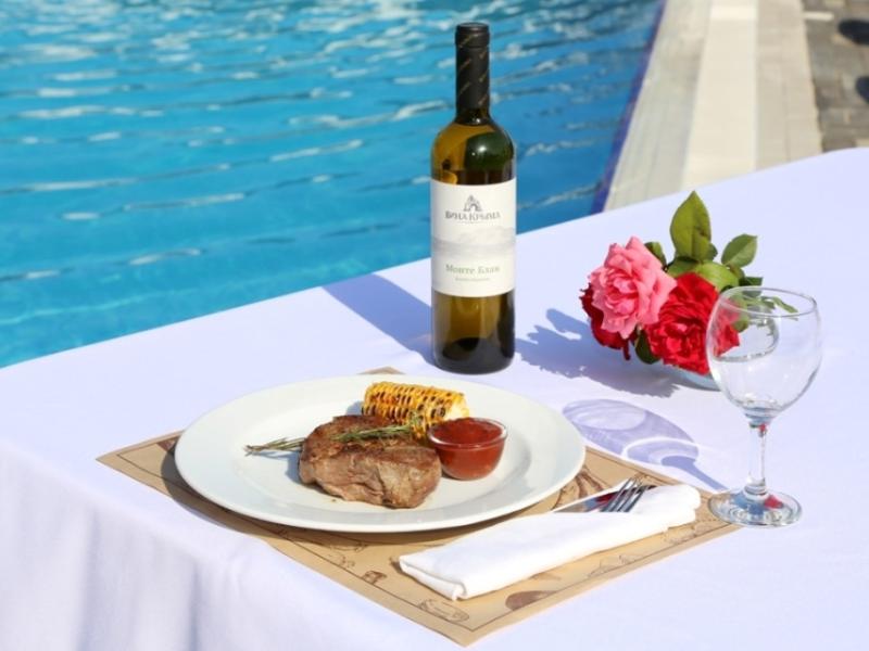 Медведь Resort