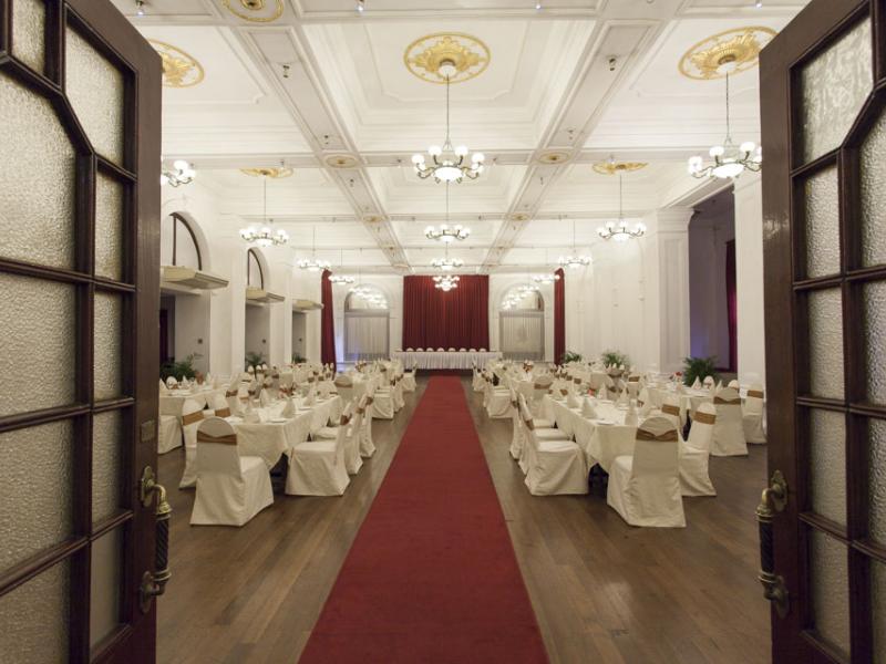 Queen's Hotel