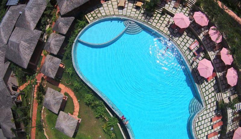 Daisy Resort