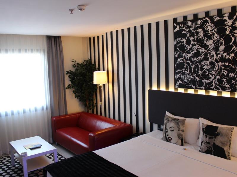 Tempo Fair Suites