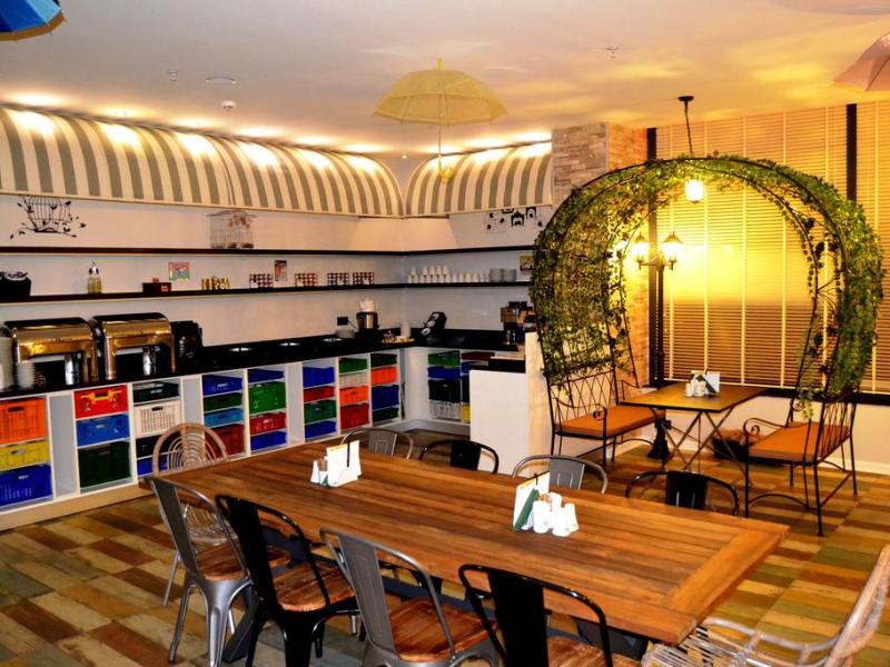Tempo Fair Suites