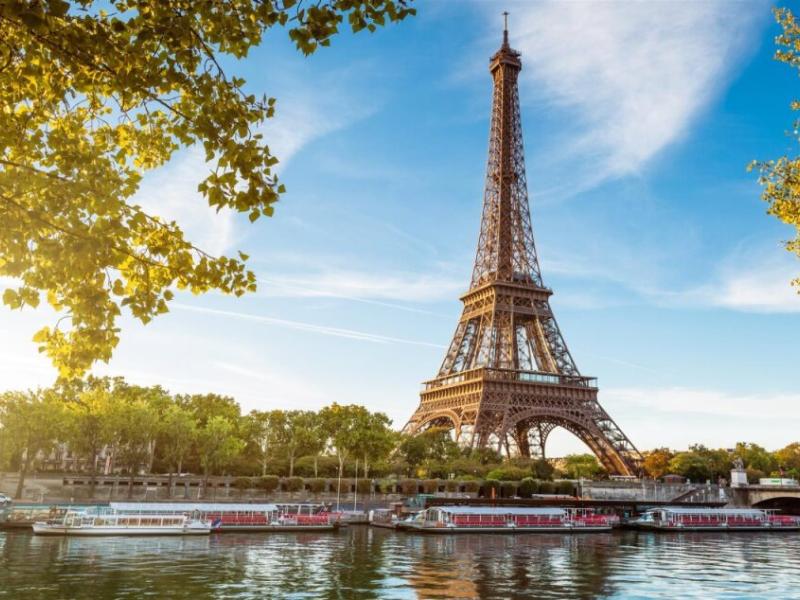 Hotel De Paris