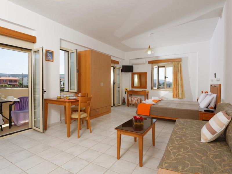 Fotis Studios & Apts