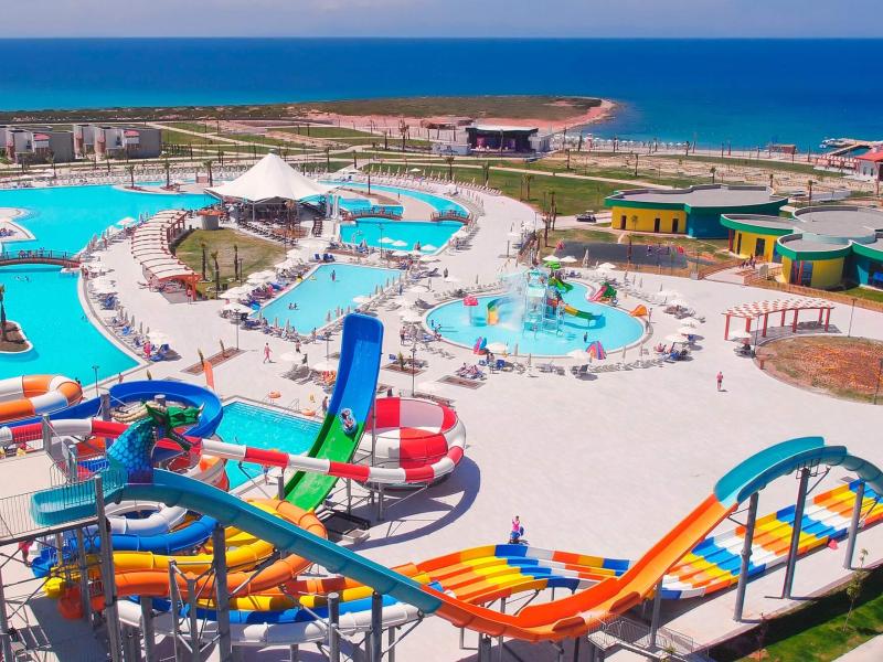 Aquasis De Luxe Resort & Spa