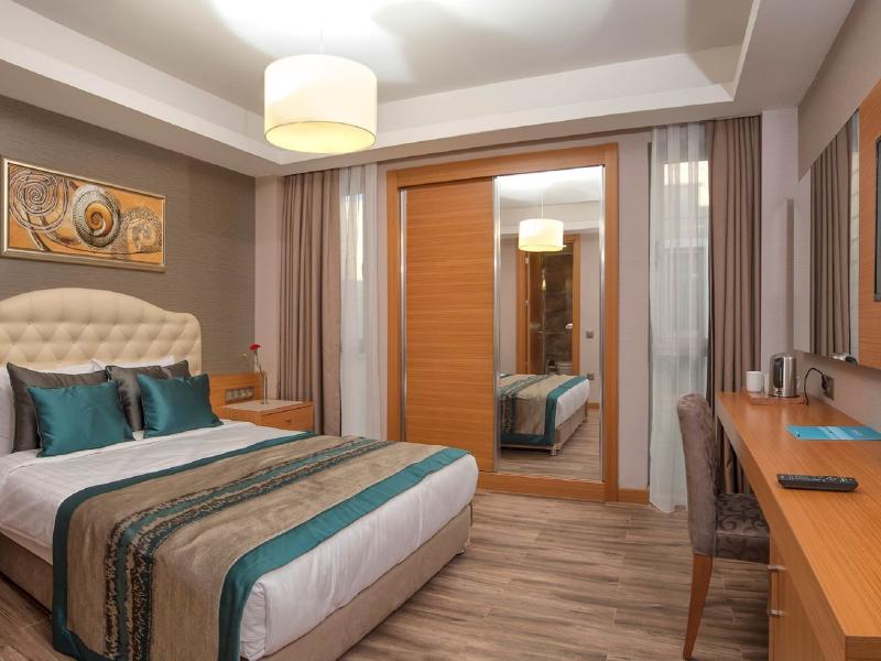 Aquasis De Luxe Resort & Spa