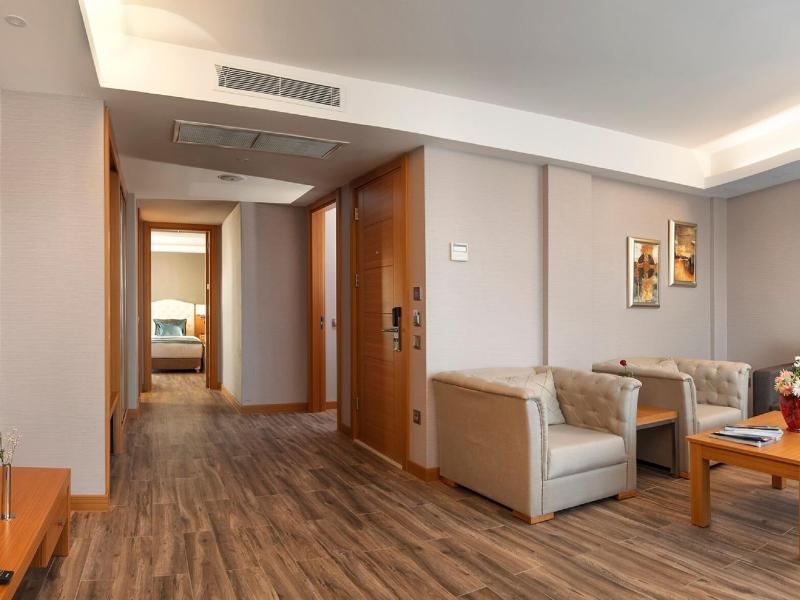 Aquasis De Luxe Resort & Spa