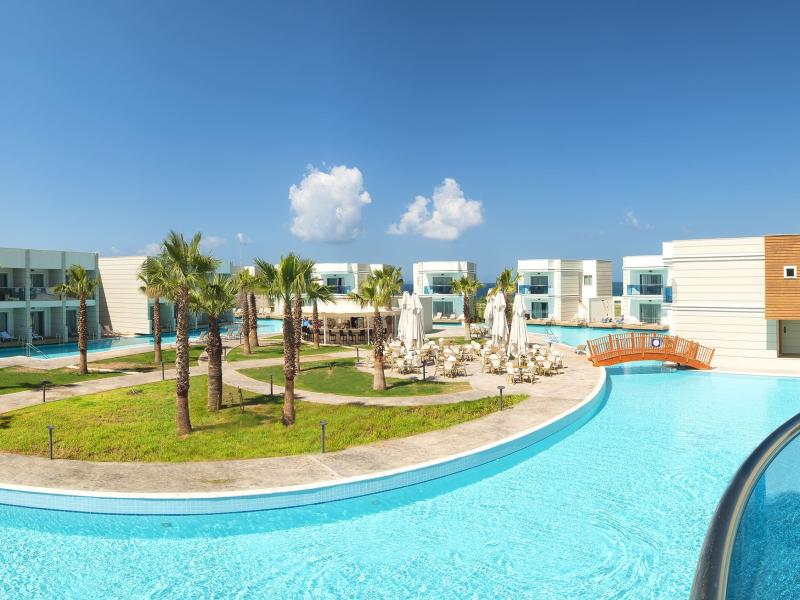 Aquasis De Luxe Resort & Spa