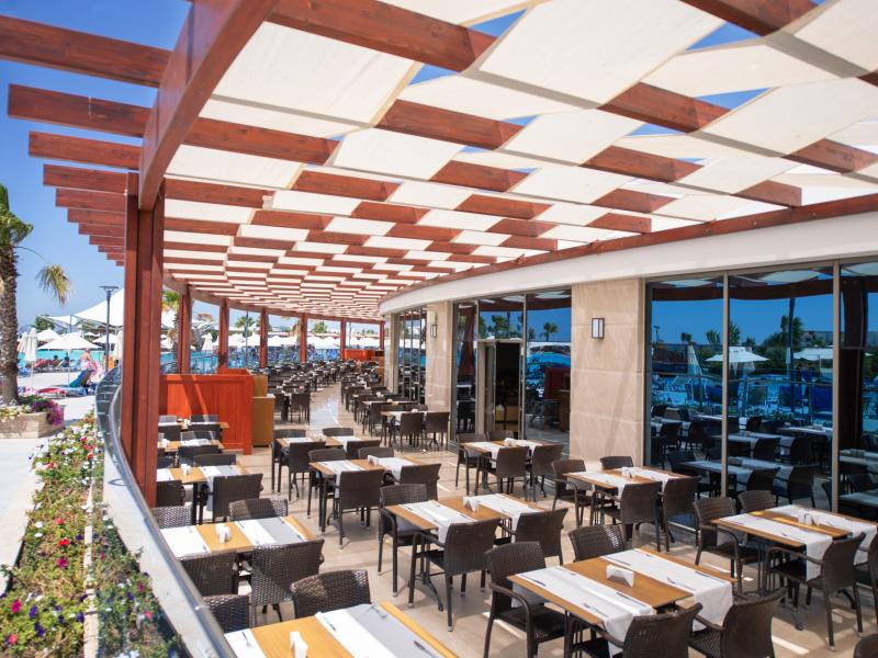 Aquasis De Luxe Resort & Spa