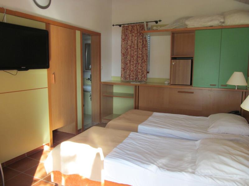 Depandansa Vila Park