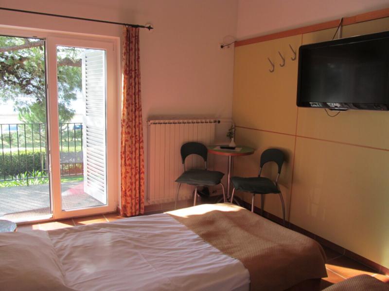 Depandansa Vila Park