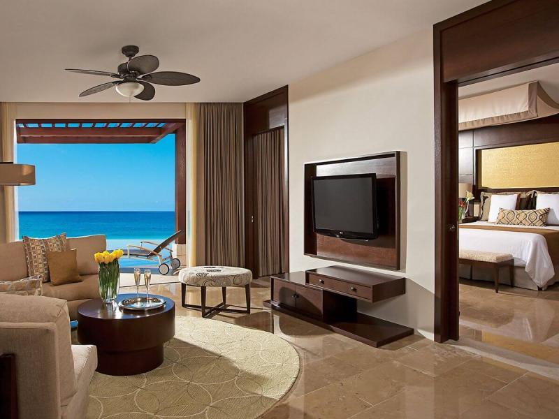 Secrets Playa Mujeres Golf & Spa Resort