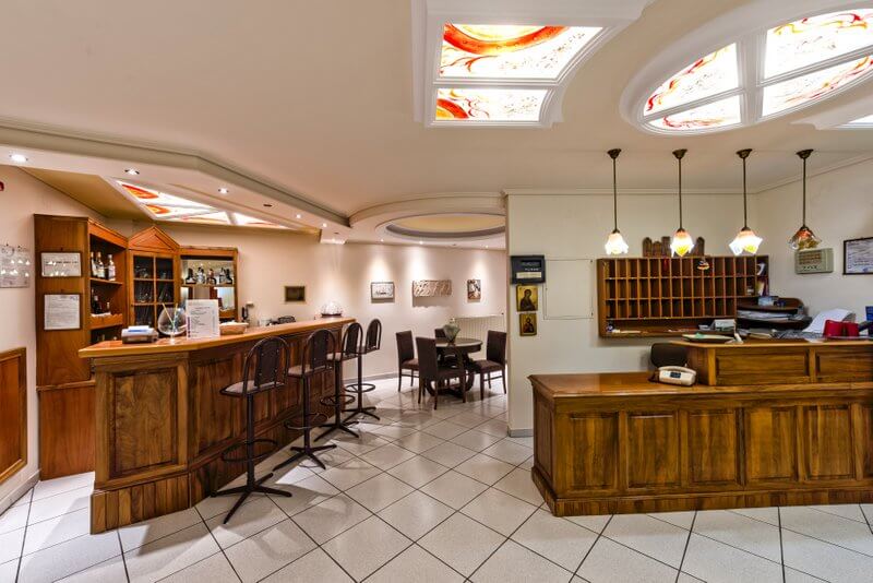 Philoxenia Inn Hotel