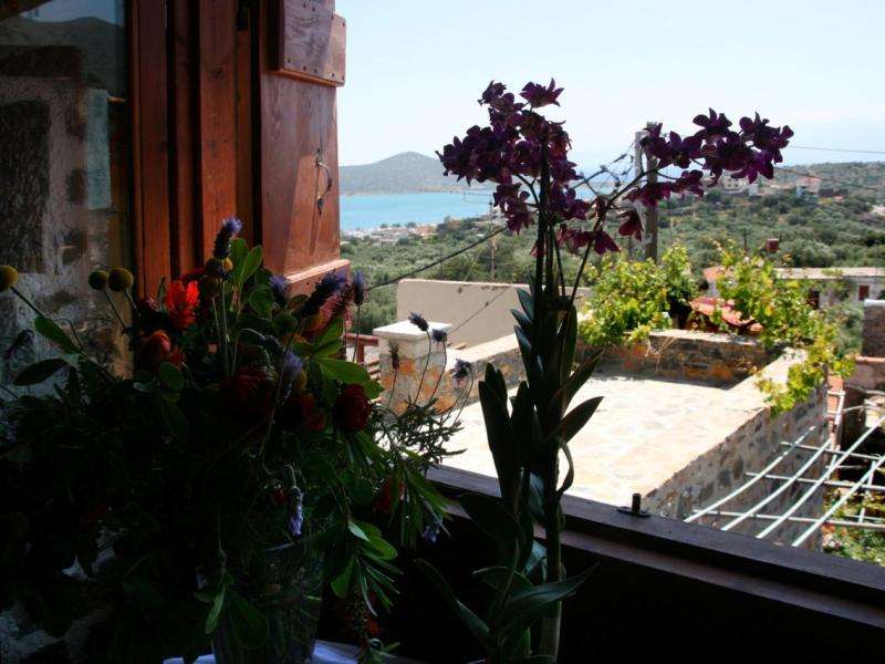 Elounda Traditional Art Suites