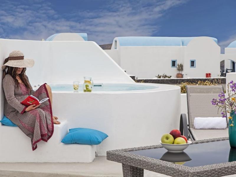 Athiri Santorini Family Friendly Hotel