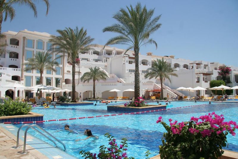 Continental Garden Reef Resort