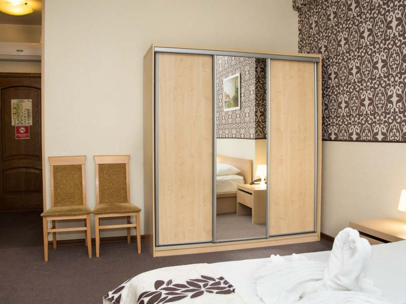 Особняк на Театральной