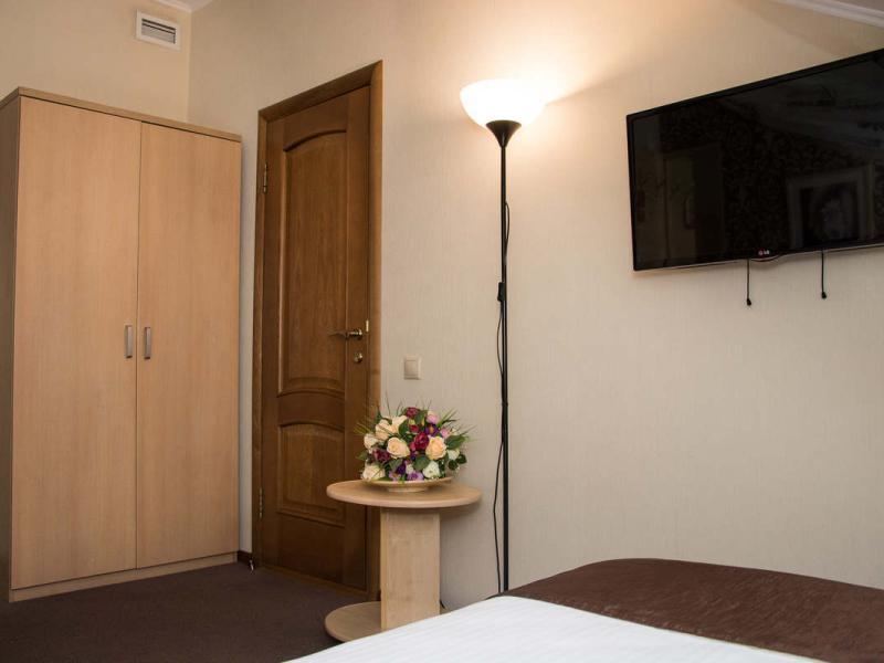 Особняк на Театральной