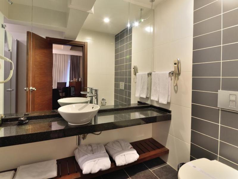 Tiara Hotel & Spa