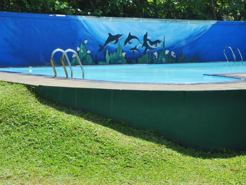 Green Shadows Beach Hotel