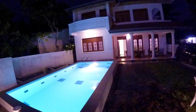 Hikkaduwa Breeze Villa