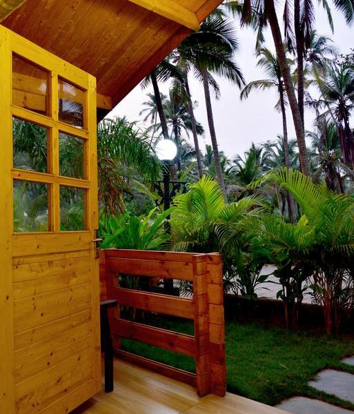 Majestic Beach Comforts