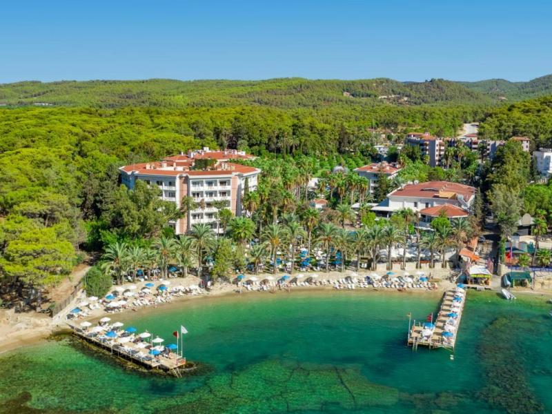 Utopia Resort & Residence