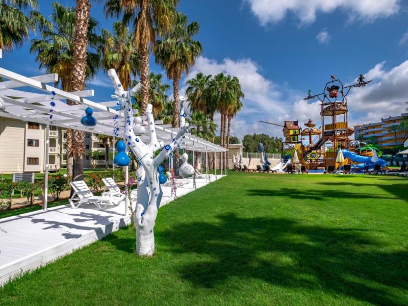 Utopia Resort & Residence