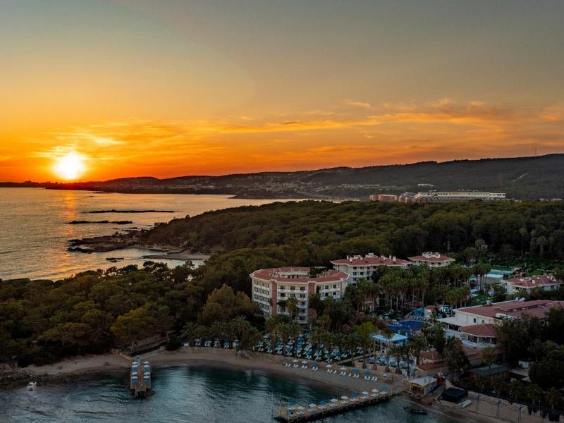 Utopia Resort & Residence