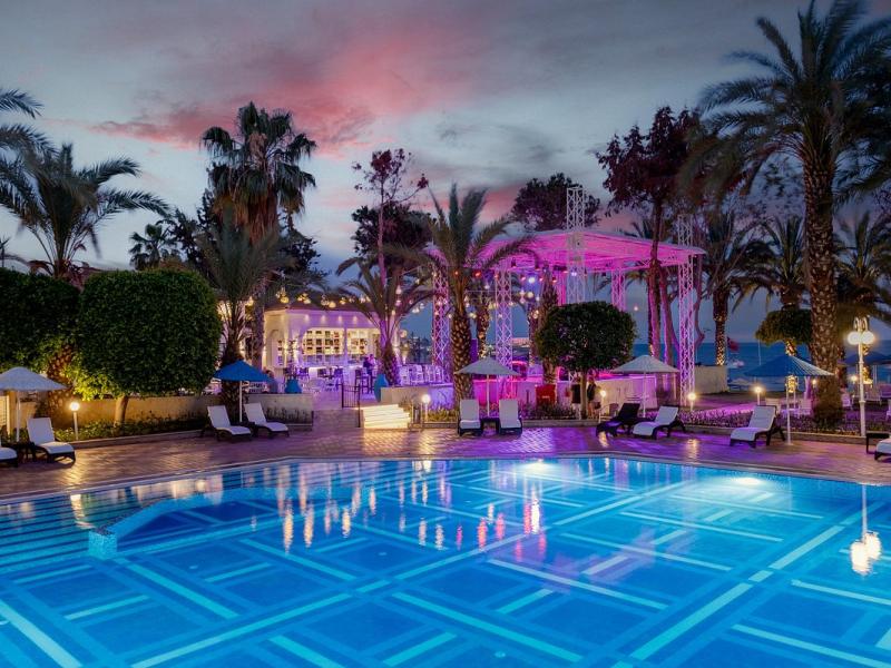 Utopia Resort & Residence