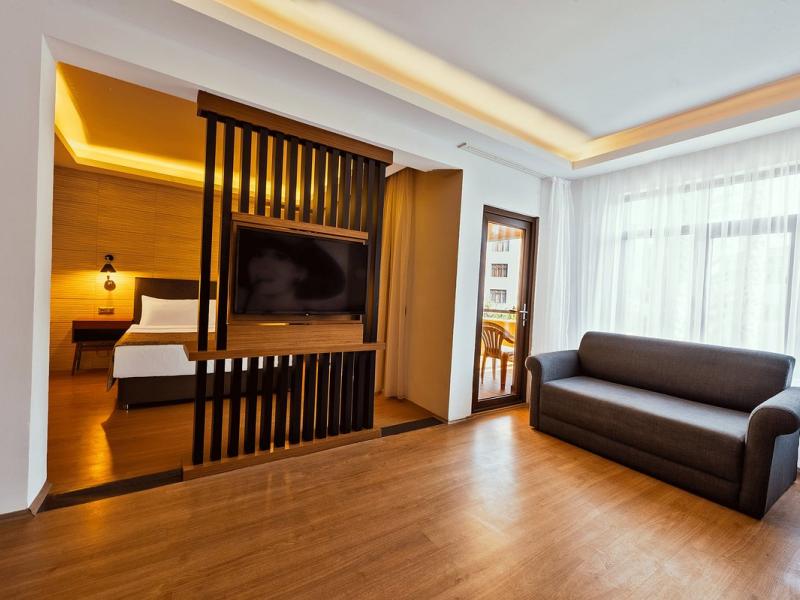 Utopia Resort & Residence